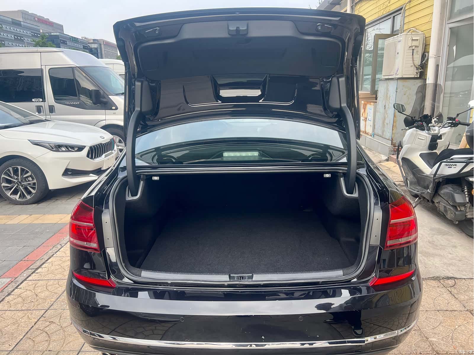 Volkswagen Passat, 2018 14