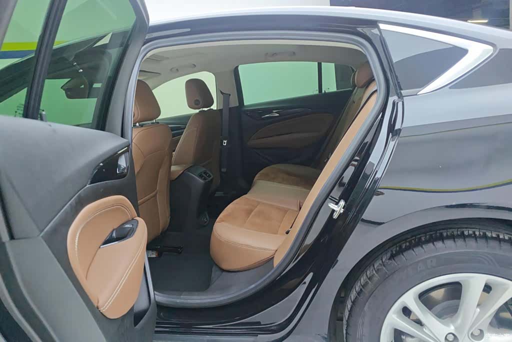 Buick Regal, 2022 11