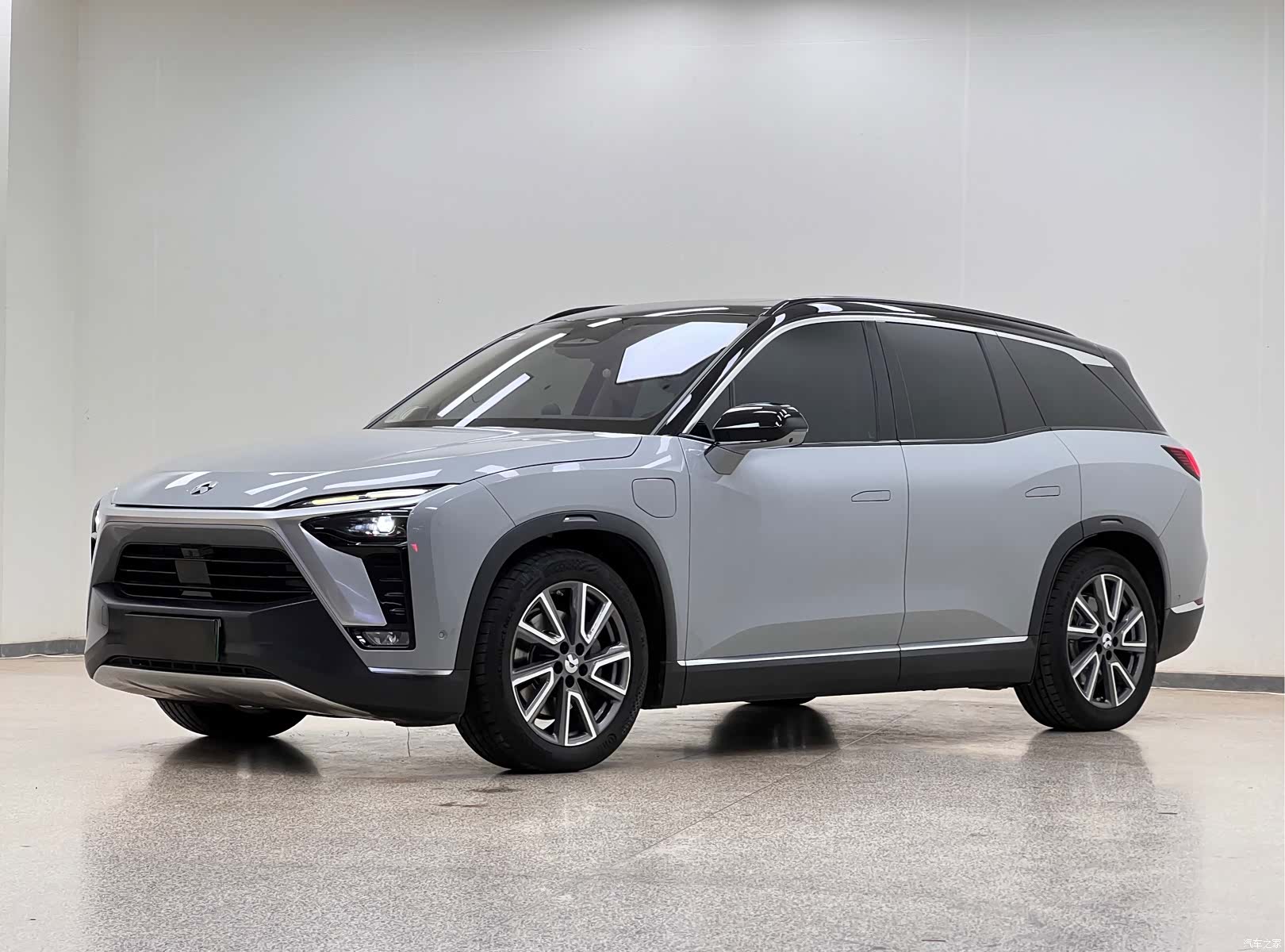 NIO ES8, 2021 1