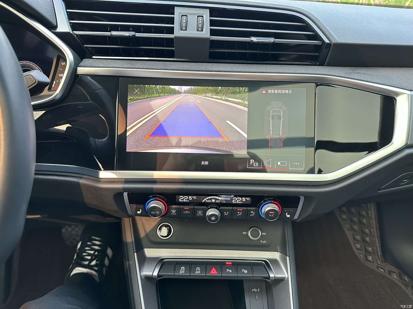 Audi Q3, 2022 6