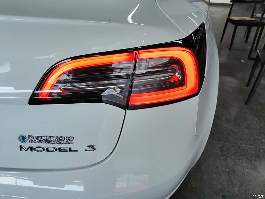Tesla Model 3, 2023 8
