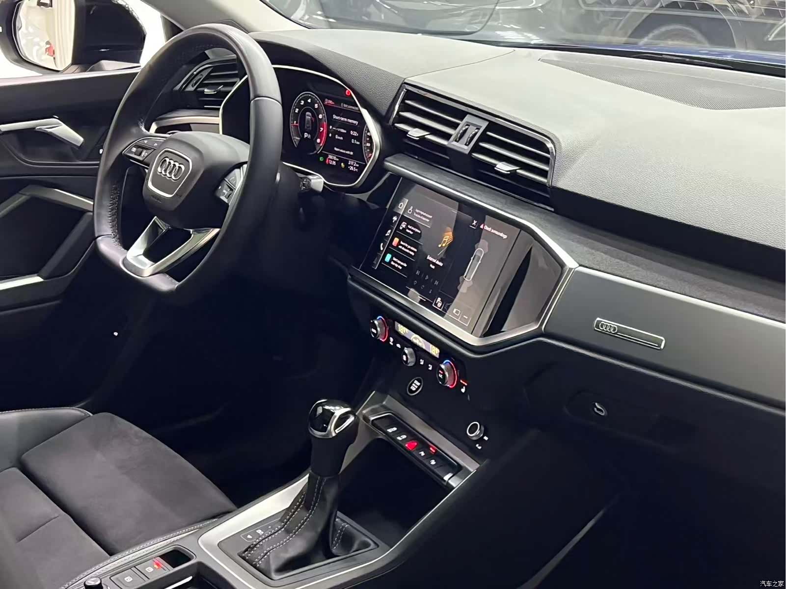Audi Q3, 2023 21