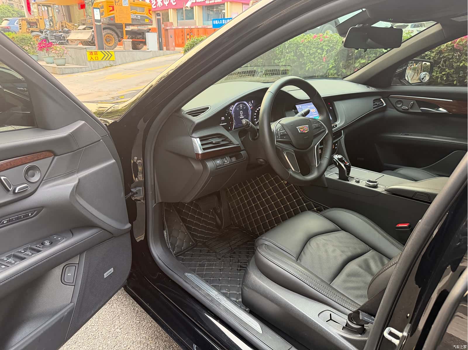Cadillac CT6, 2023 10