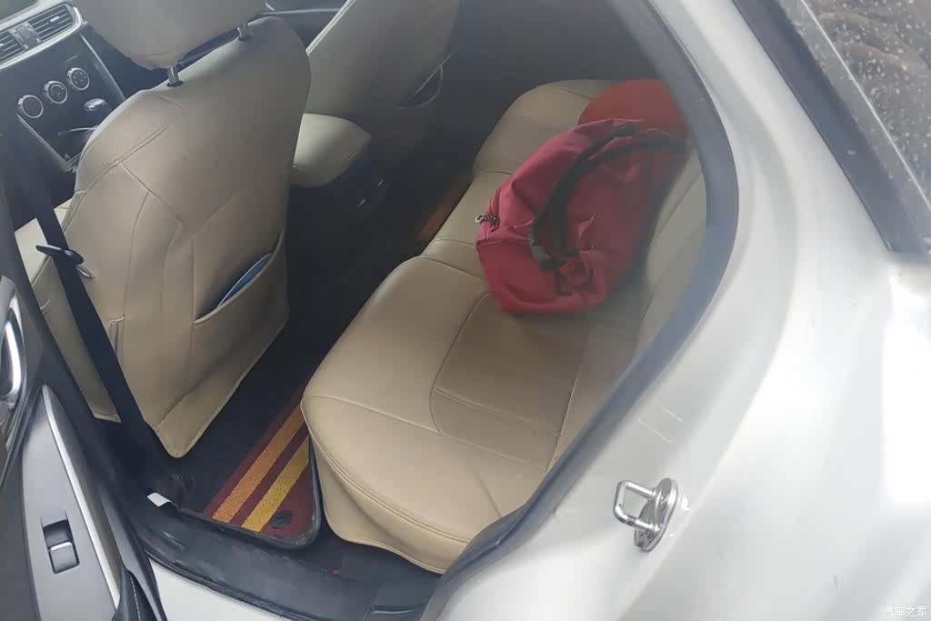 Mazda CX-4, 2018 11