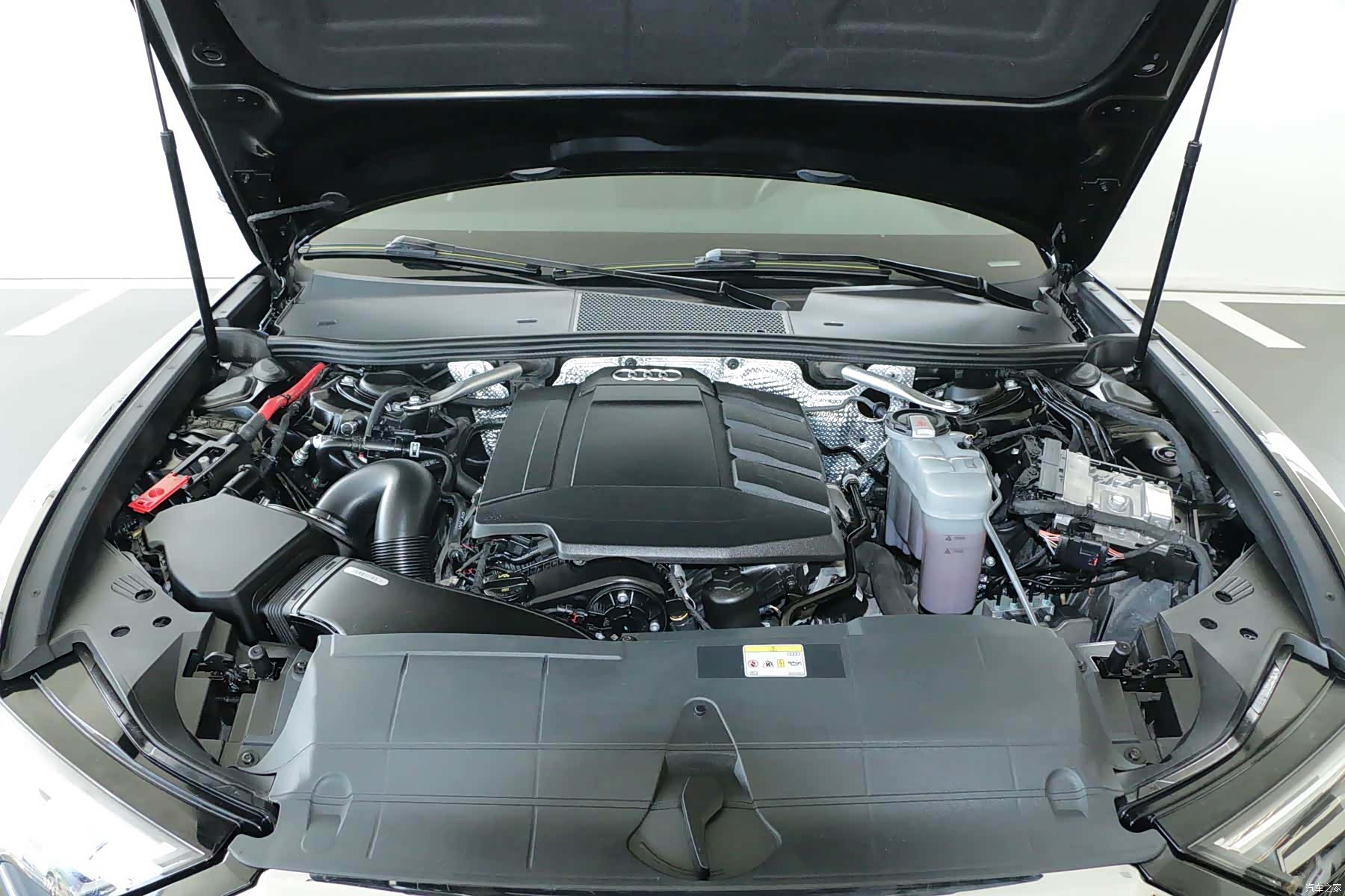 Audi A6L, 2021 9
