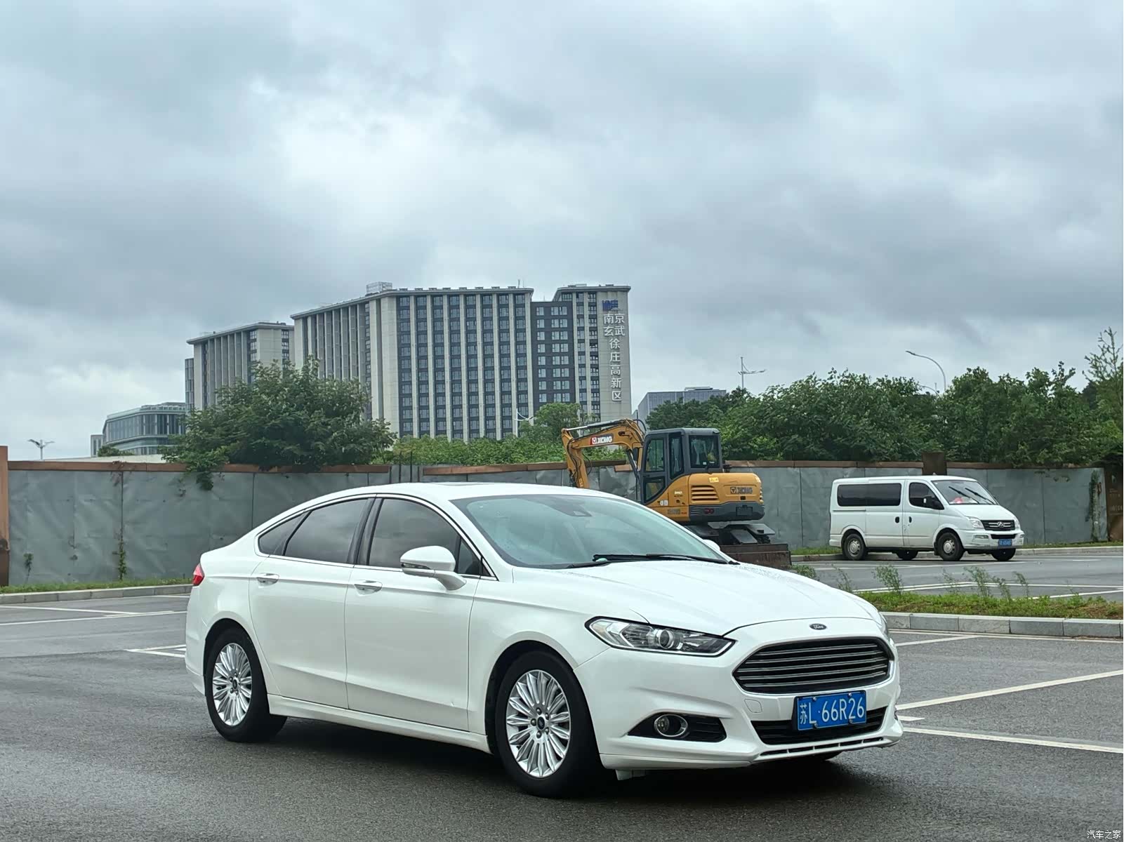 Ford Mondeo, 2014 3