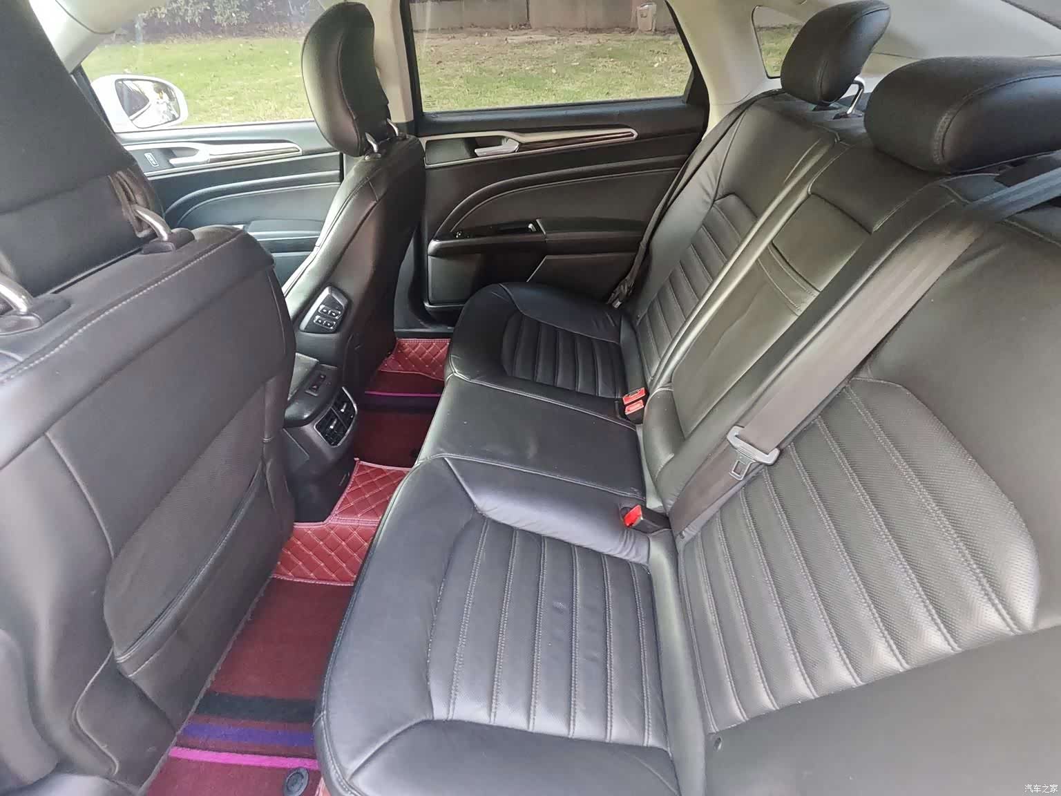 Ford Mondeo, 2014 12