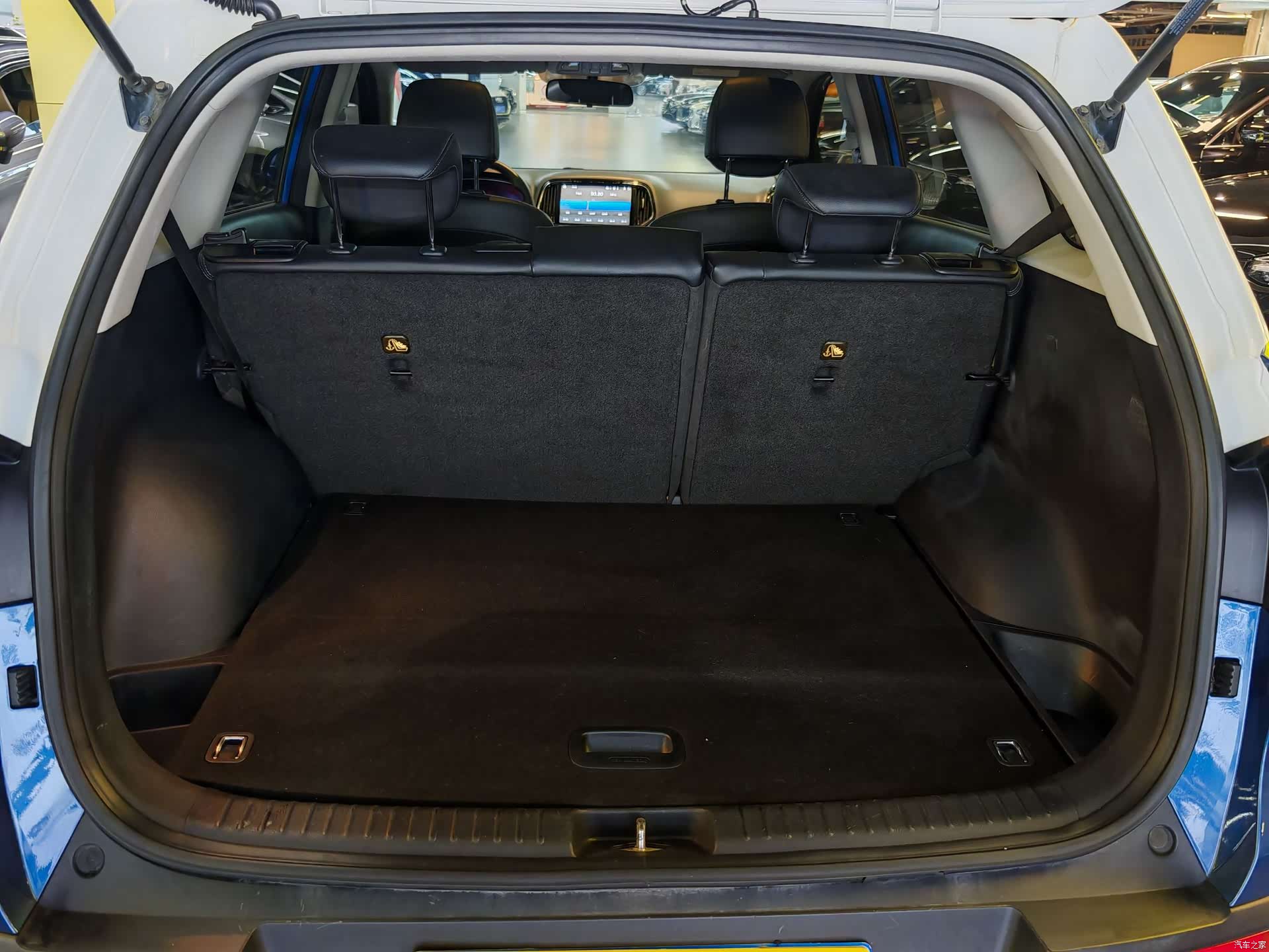 Kia KX3, 2016 9