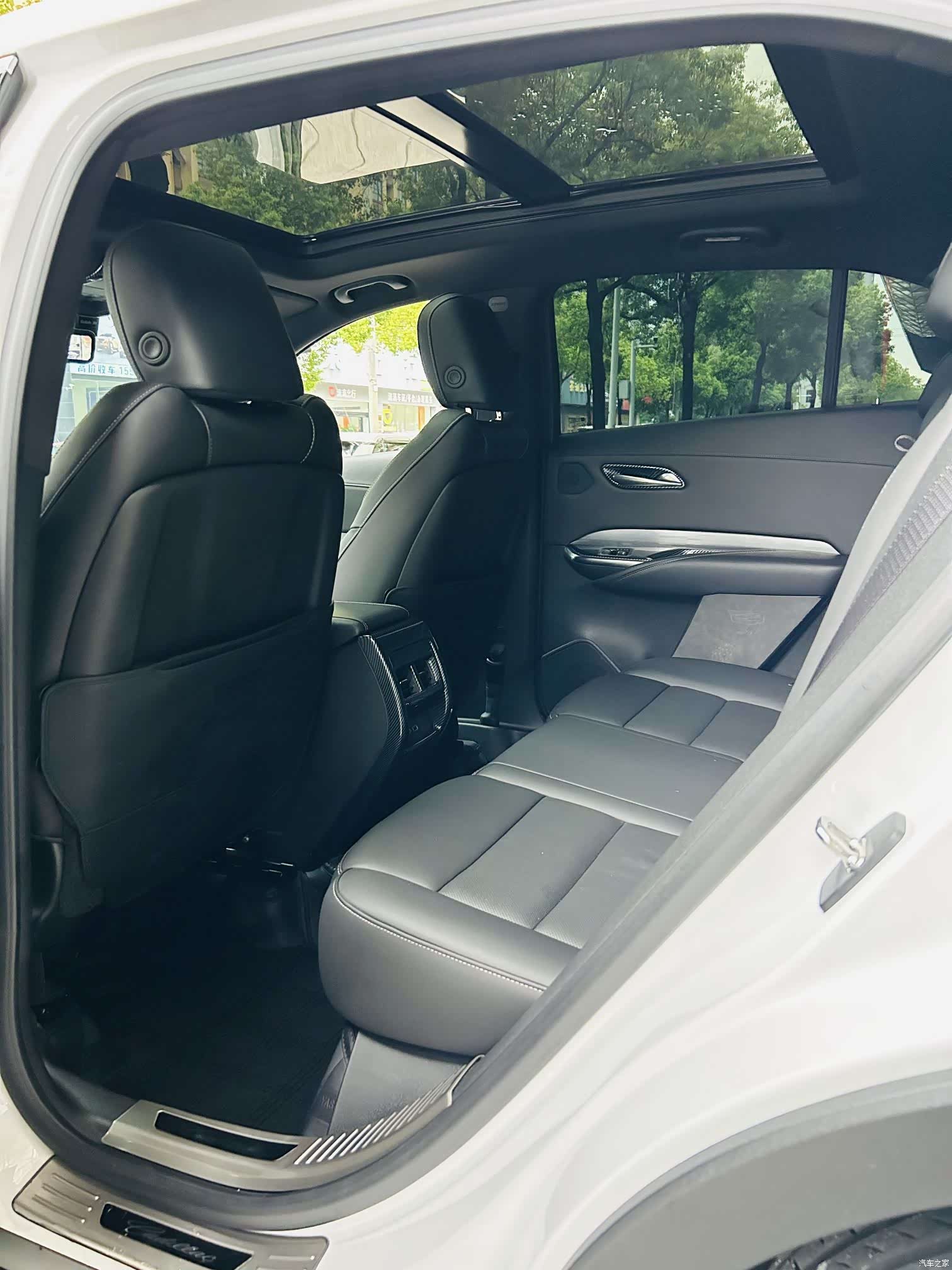 Cadillac XT4, 2024 12