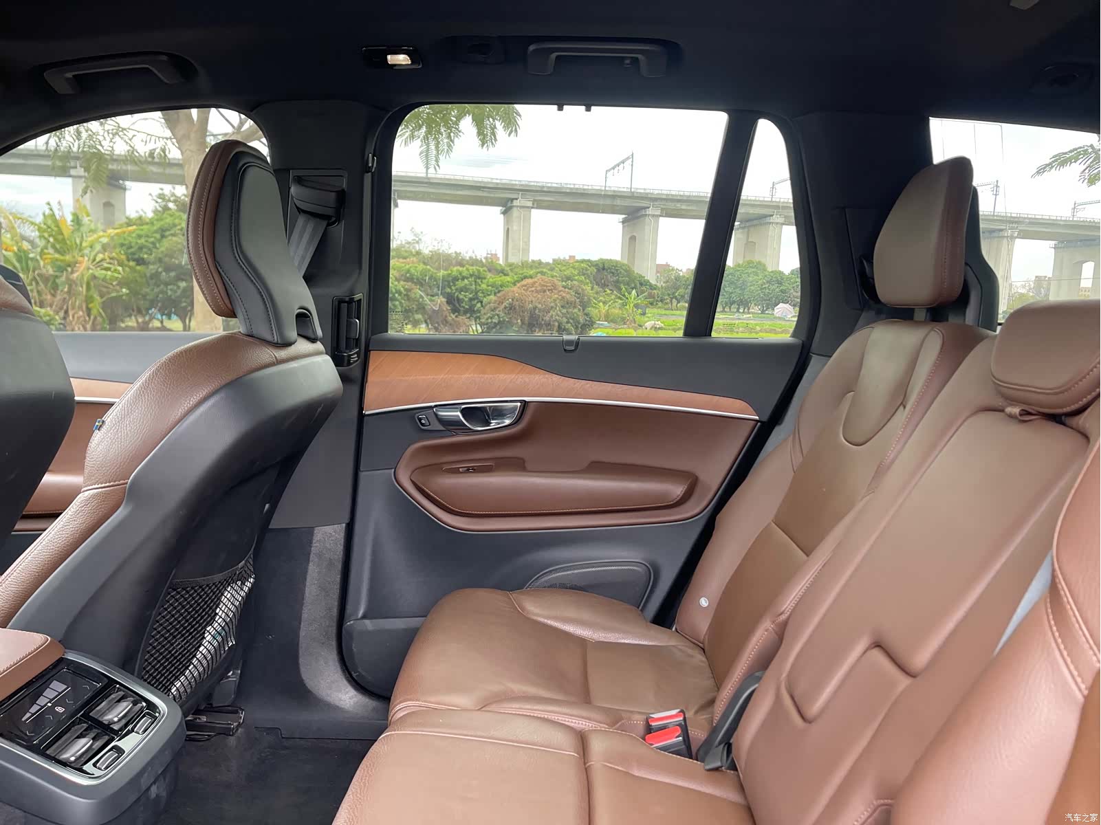 Volvo XC90, 2022 29
