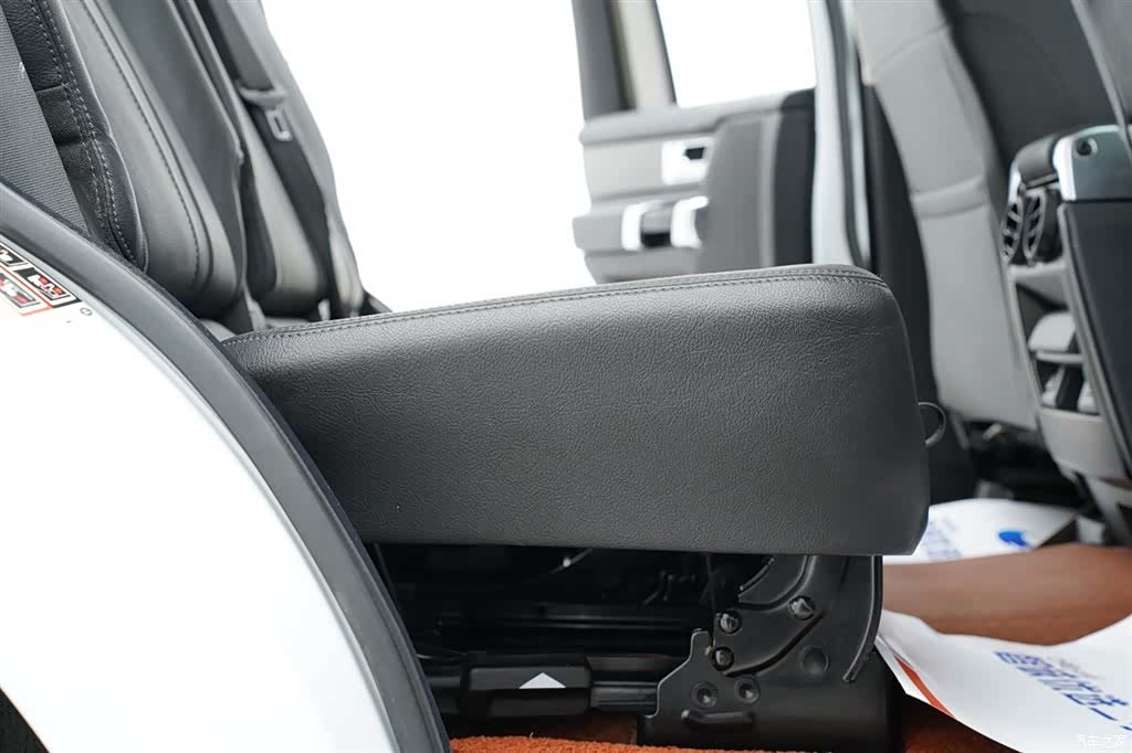 Land Rover Discovery, 2014 14