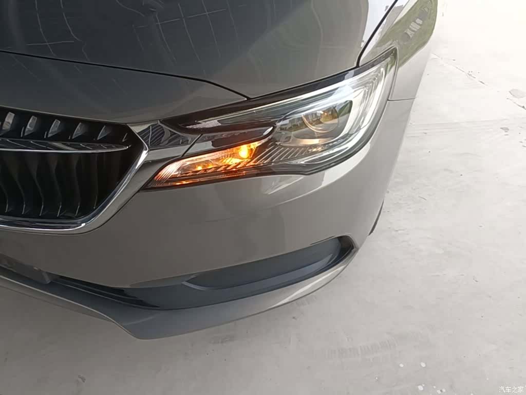 Buick GL6, 2018 24