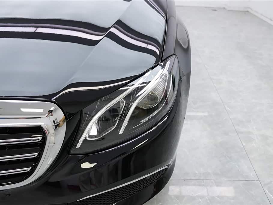Mercedes-Benz E-class Mercedes-Benz E-class