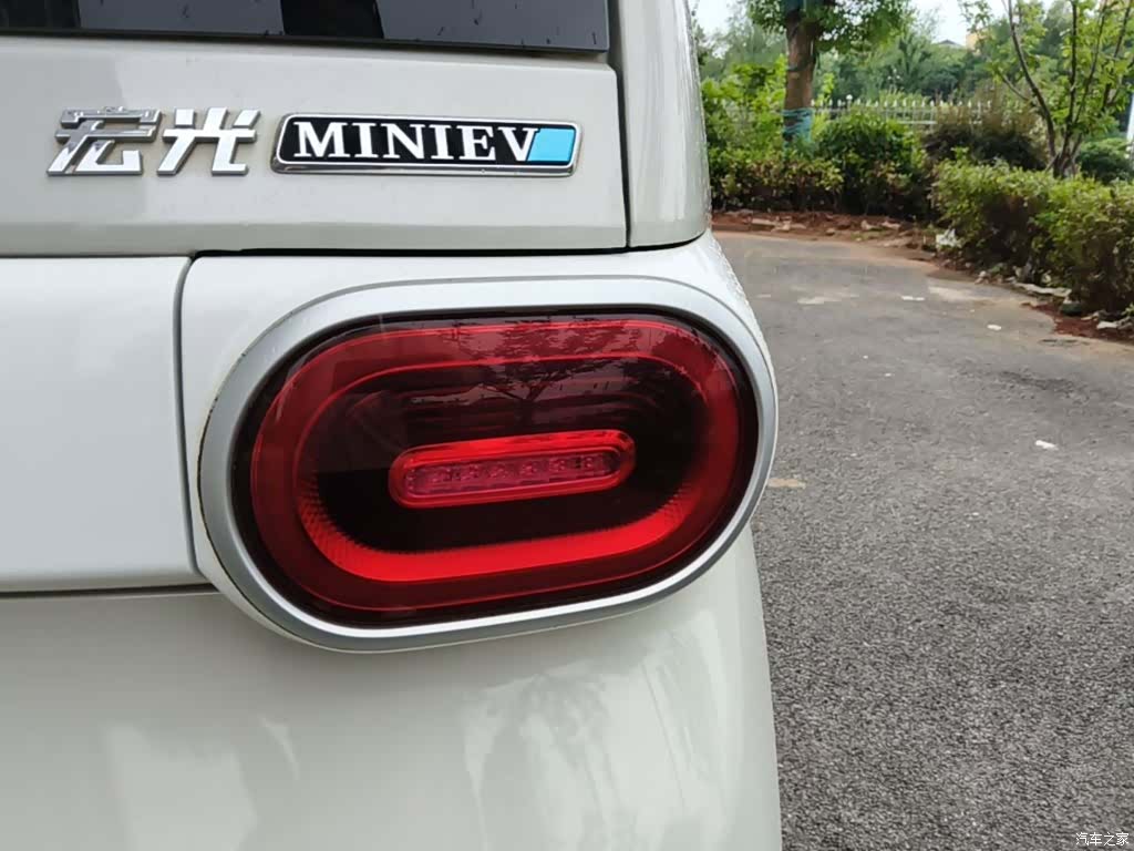 Wuling MINIEV, 2024 8