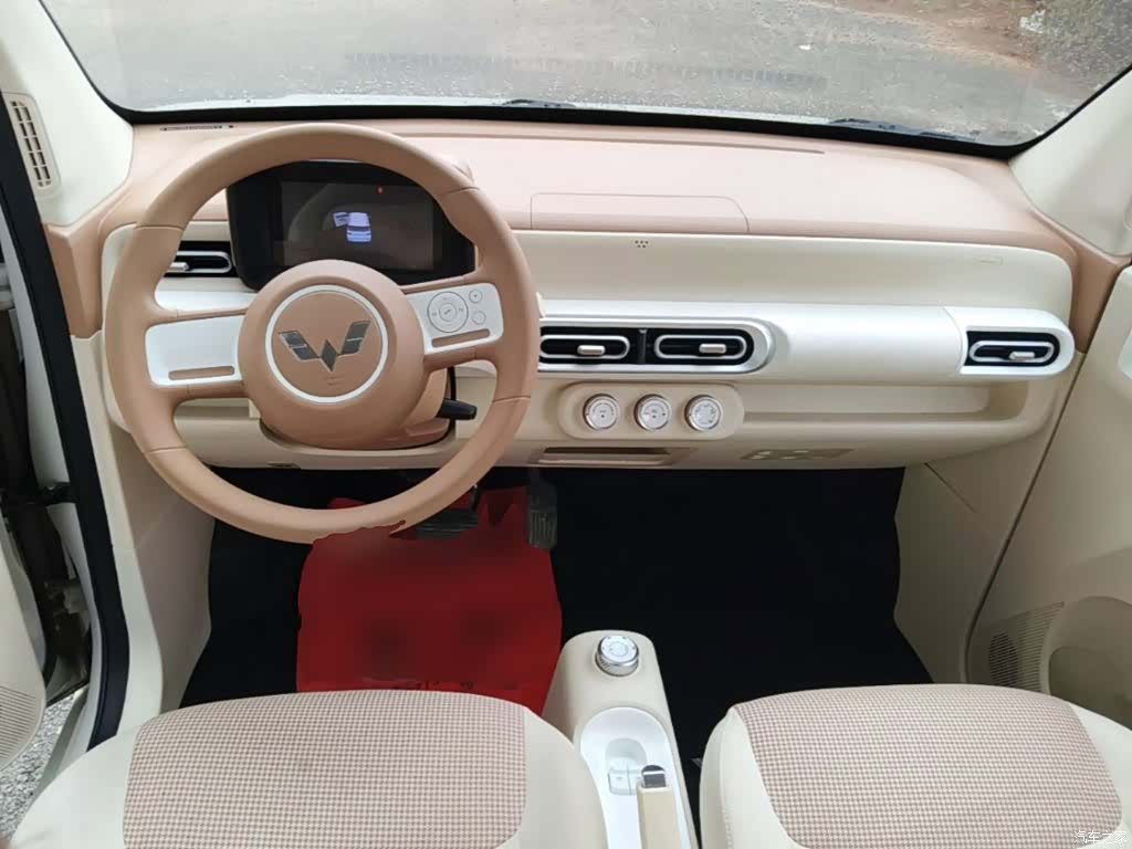 Wuling MINIEV, 2024 10