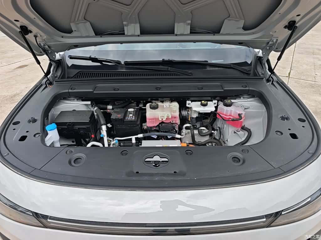 Leapmotor C10, 2025 20