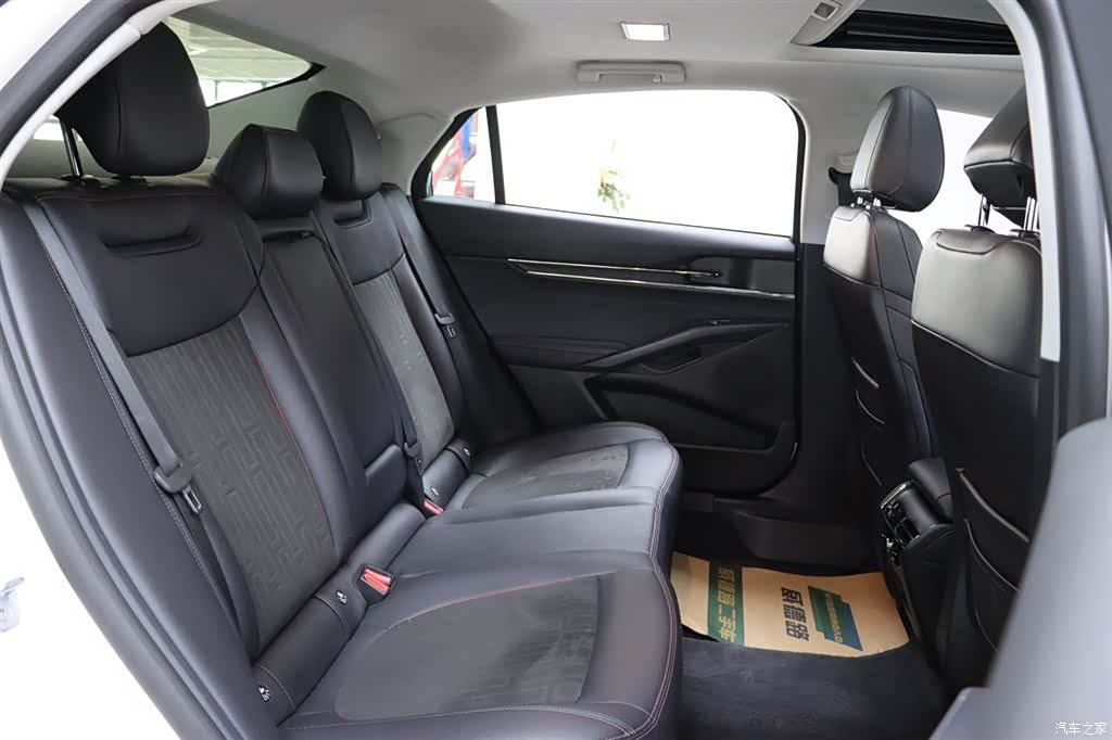 Ford Mondeo, 2024 18