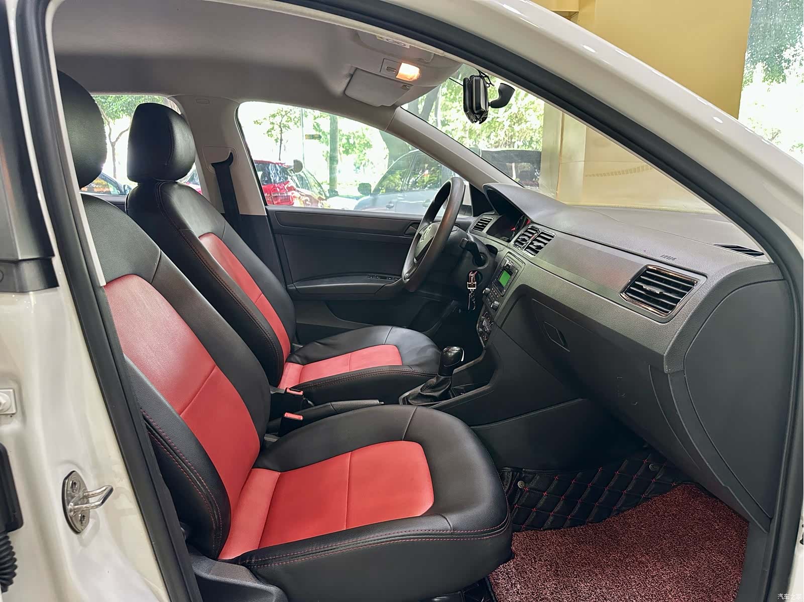 Volkswagen Santana, 2018 10