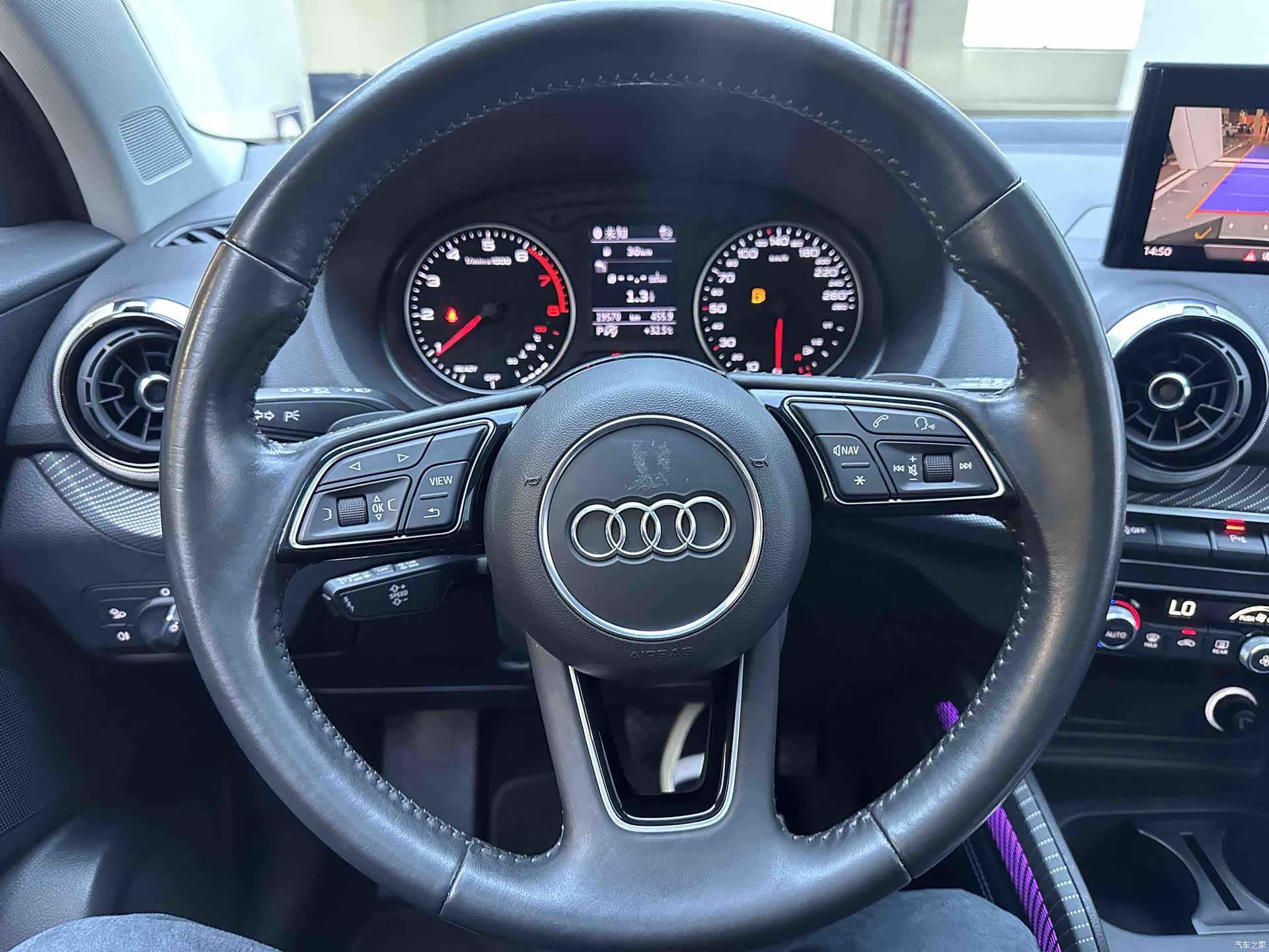 Audi Q2L, 2022 12