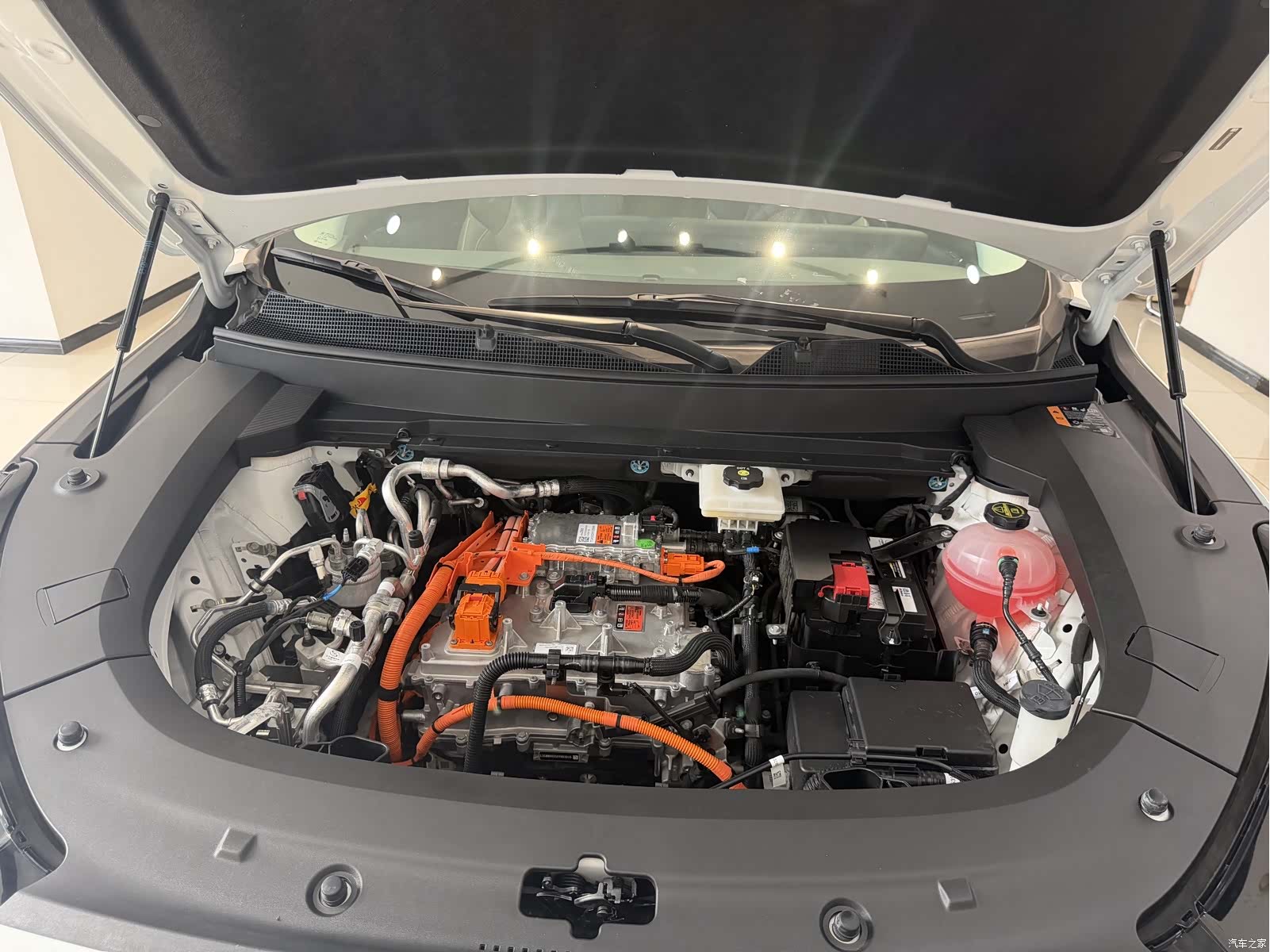 Buick E5, 2025 22