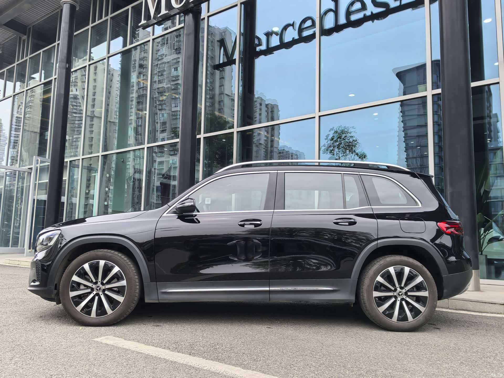 Mercedes-Benz GLB, 2025 4