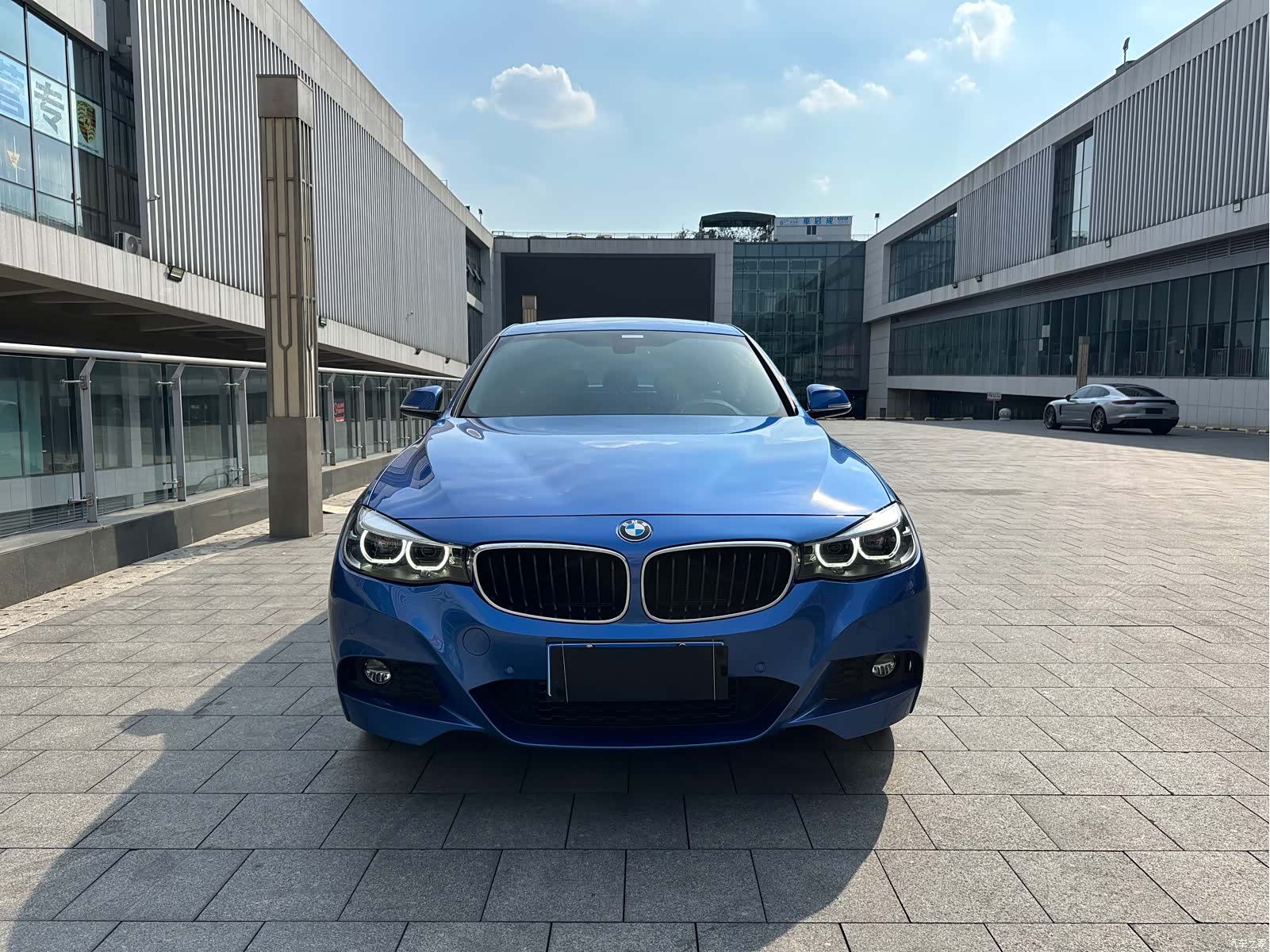 BMW 3 Series, 2020 1