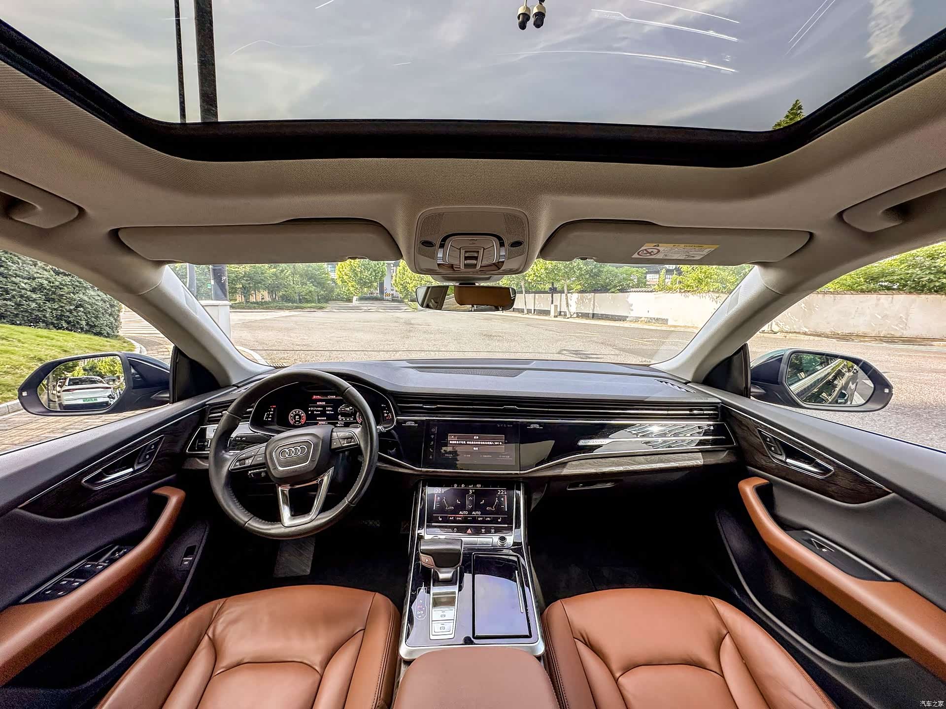 Audi Q8, 2020 7