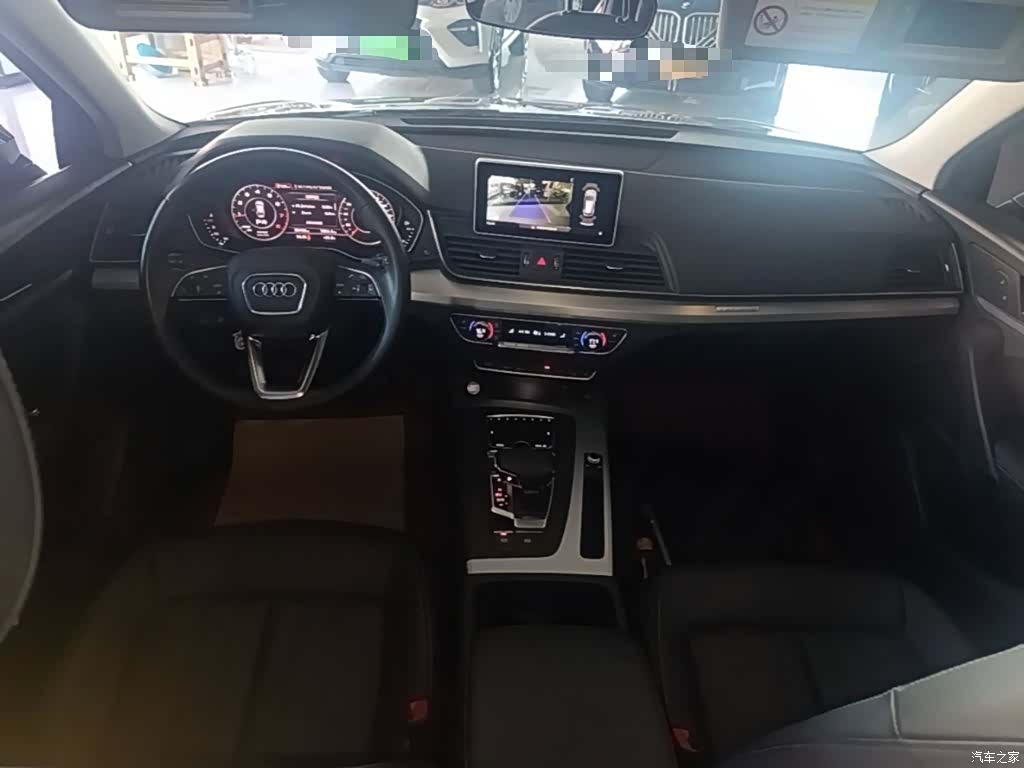 Audi Q5L, 2021 10