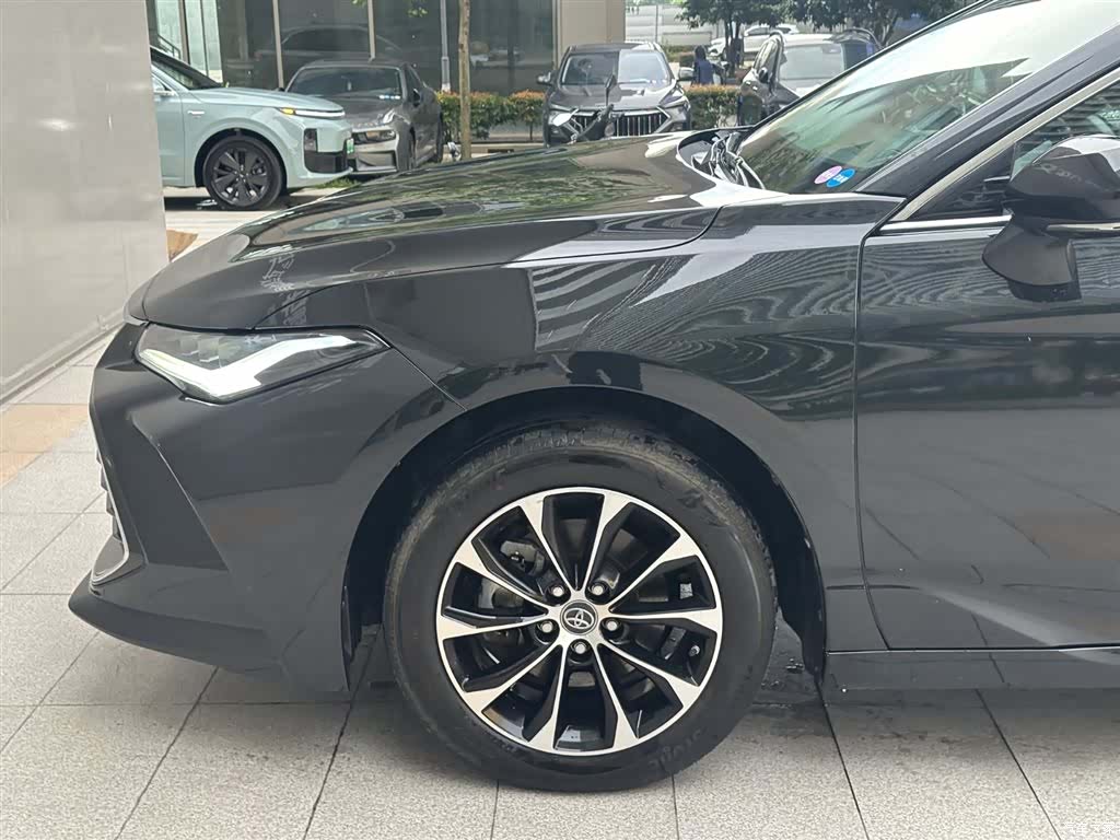 Toyota Avalon, 2024 все фото