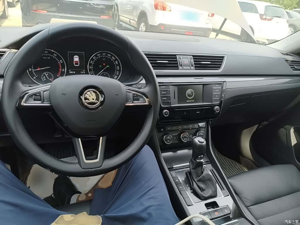 Skoda Superb, 2016 10