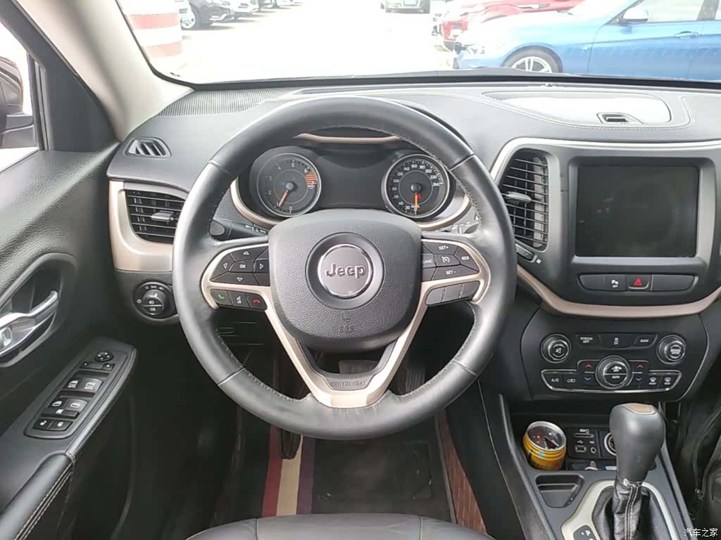 Jeep Cherokee, 2017 11