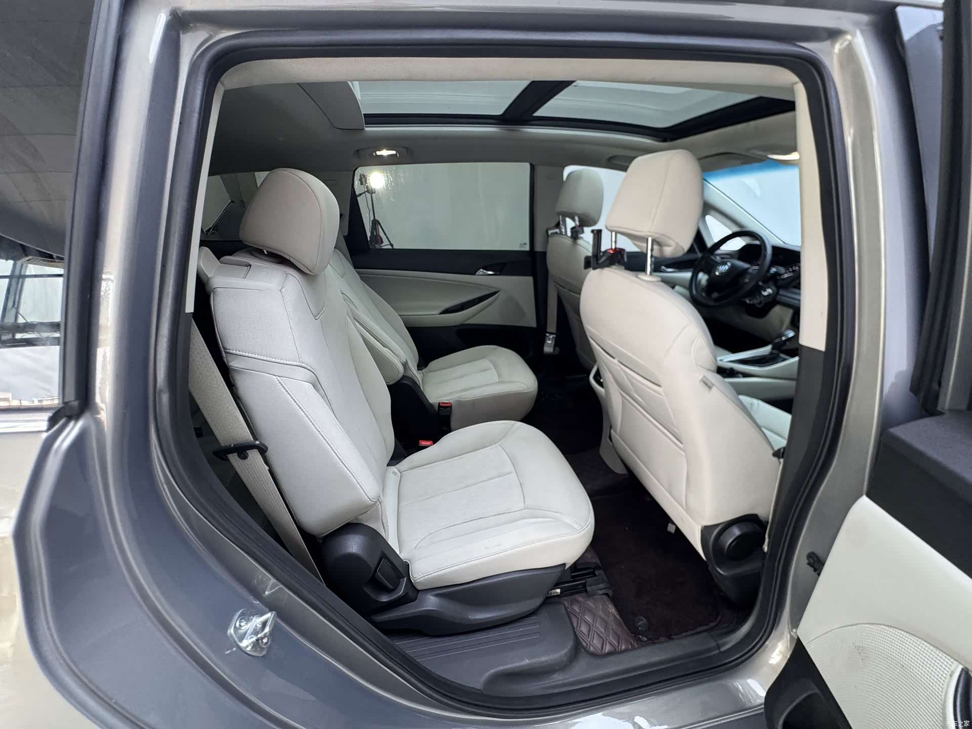 Buick GL6, 2019 14