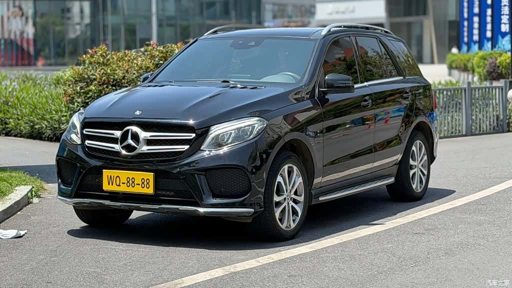 Mercedes-Benz GLE, 2019 1