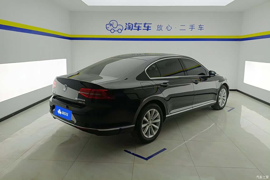 Volkswagen Magotan, 2018 3