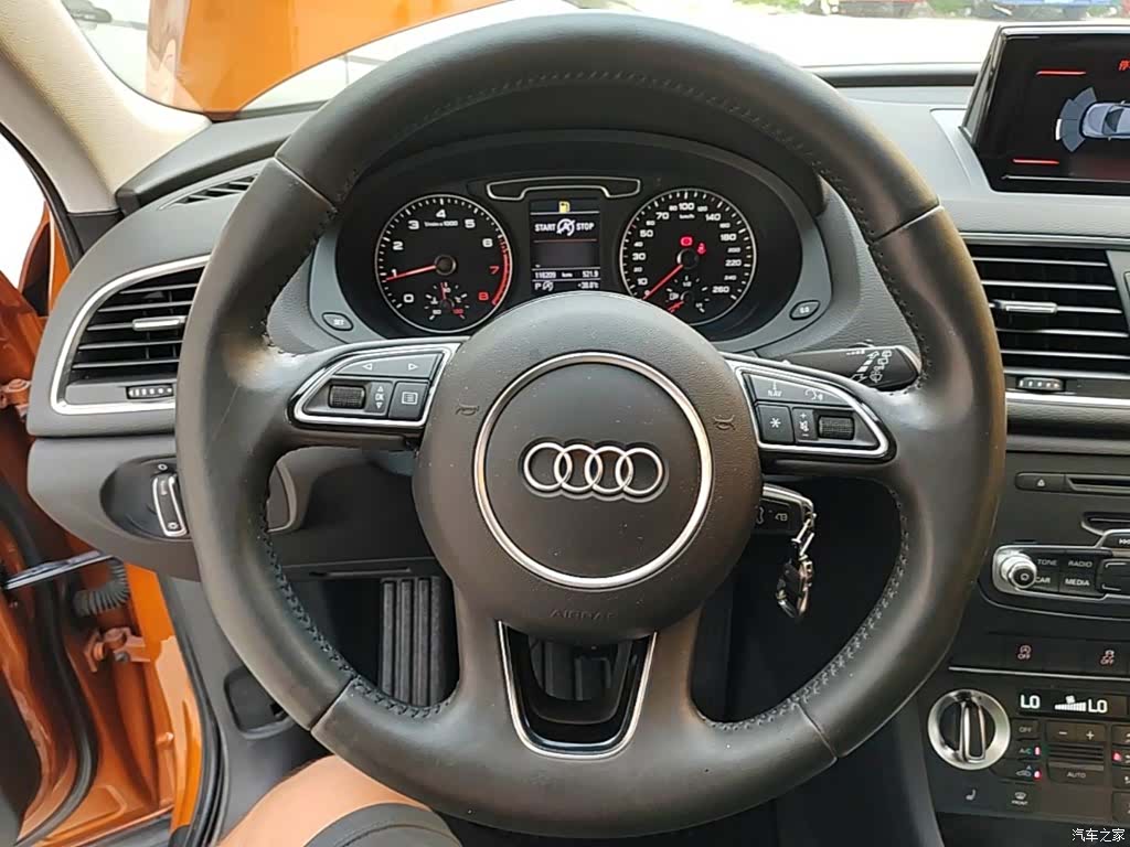 Audi Q3, 2014 11