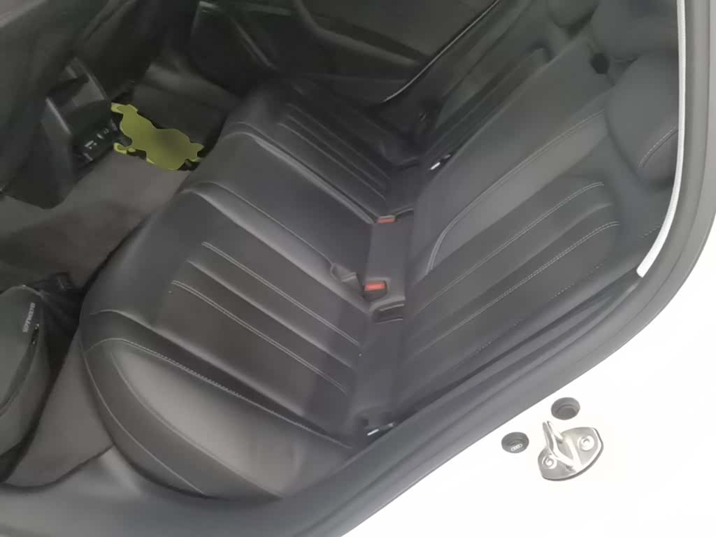 Audi A4L, 2021 17