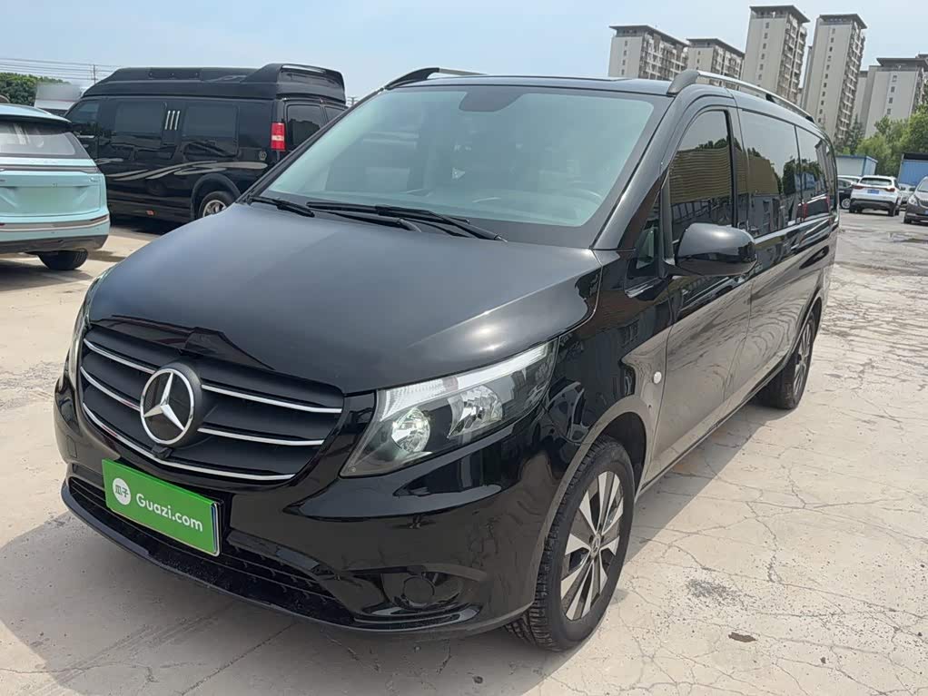 Mercedes-Benz Vito 2021 2.0T Elite 7 мест