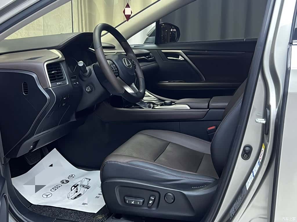 Lexus RX, 2018 4