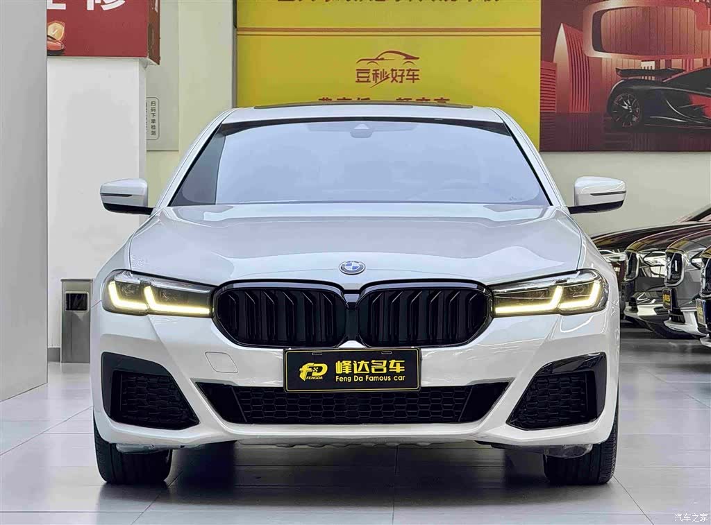 BMW 5 Series, 2022 4