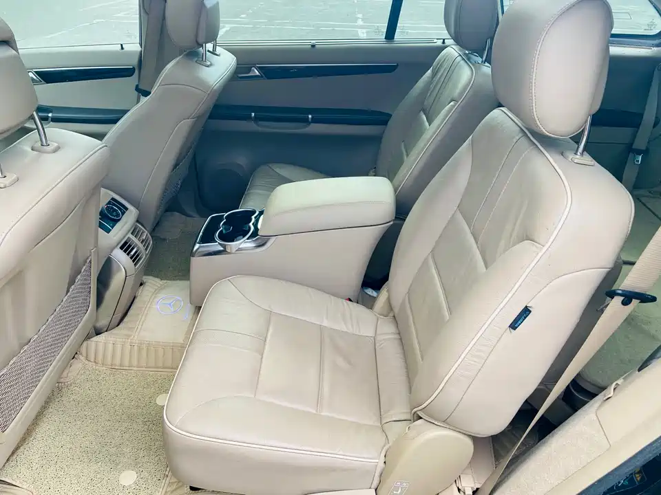 Mercedes-Benz R-class