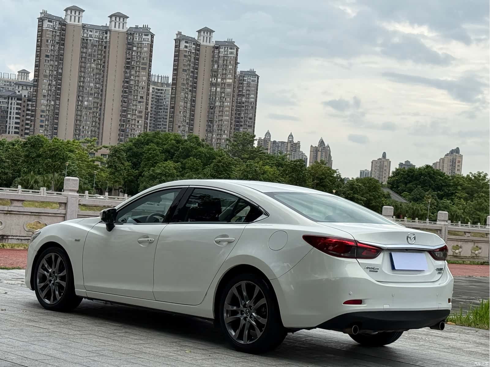 Mazda Atenza, 2017 8