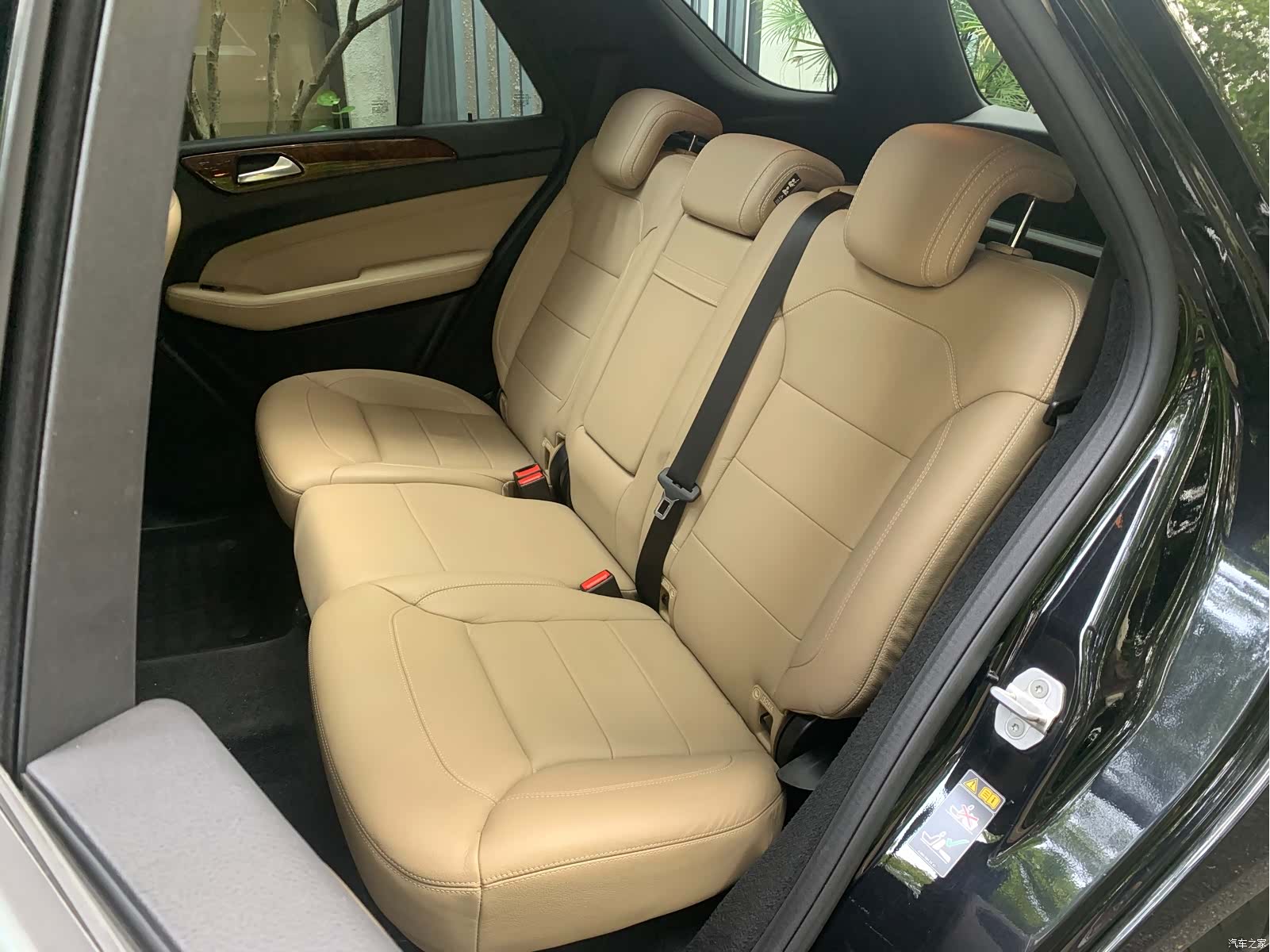 Mercedes-Benz M-Class, 2015 17