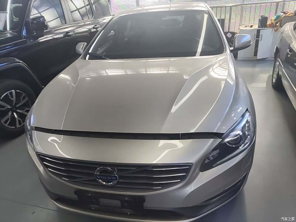 Volvo S60, 2016 3