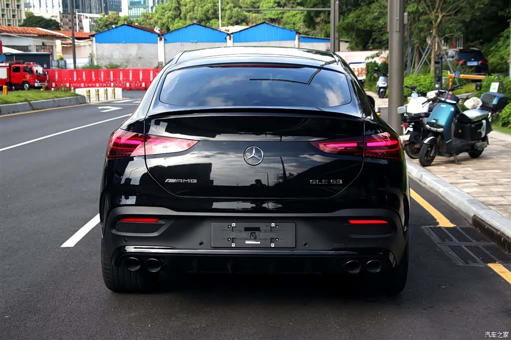 Mercedes-Benz GLE, 2025 4