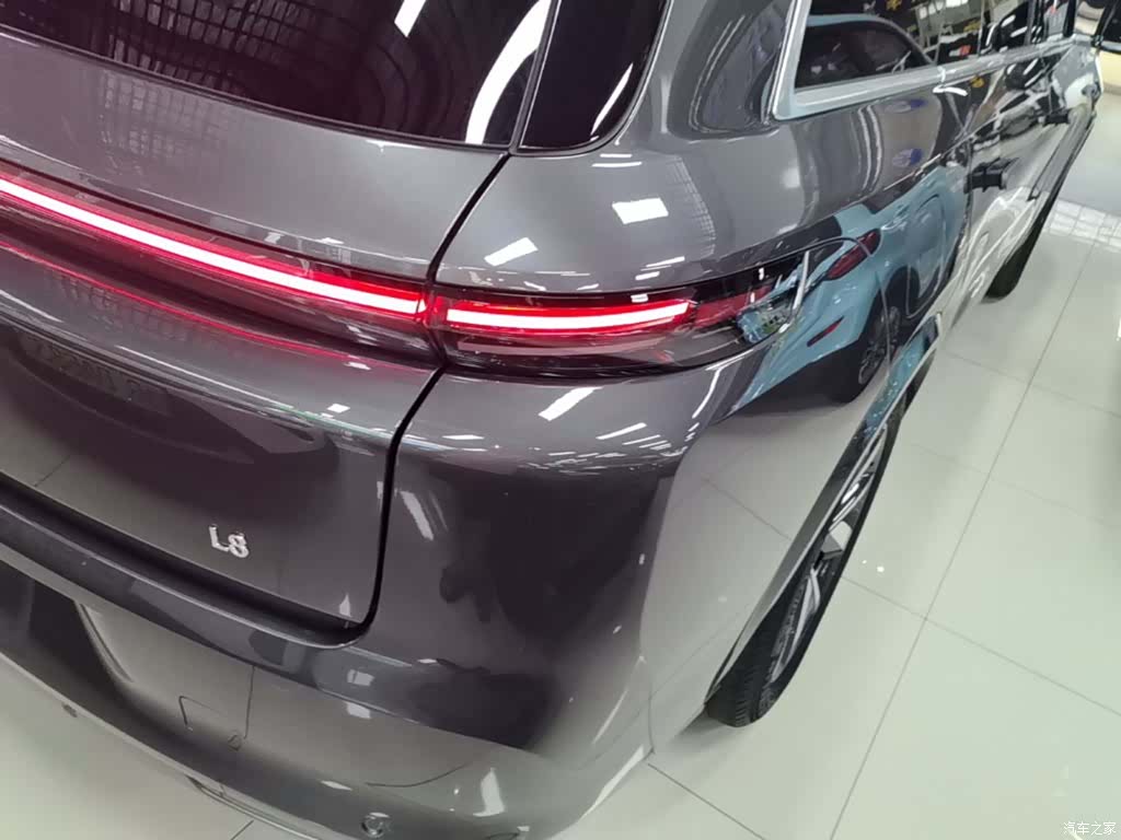 Li Auto L8, 2024 8