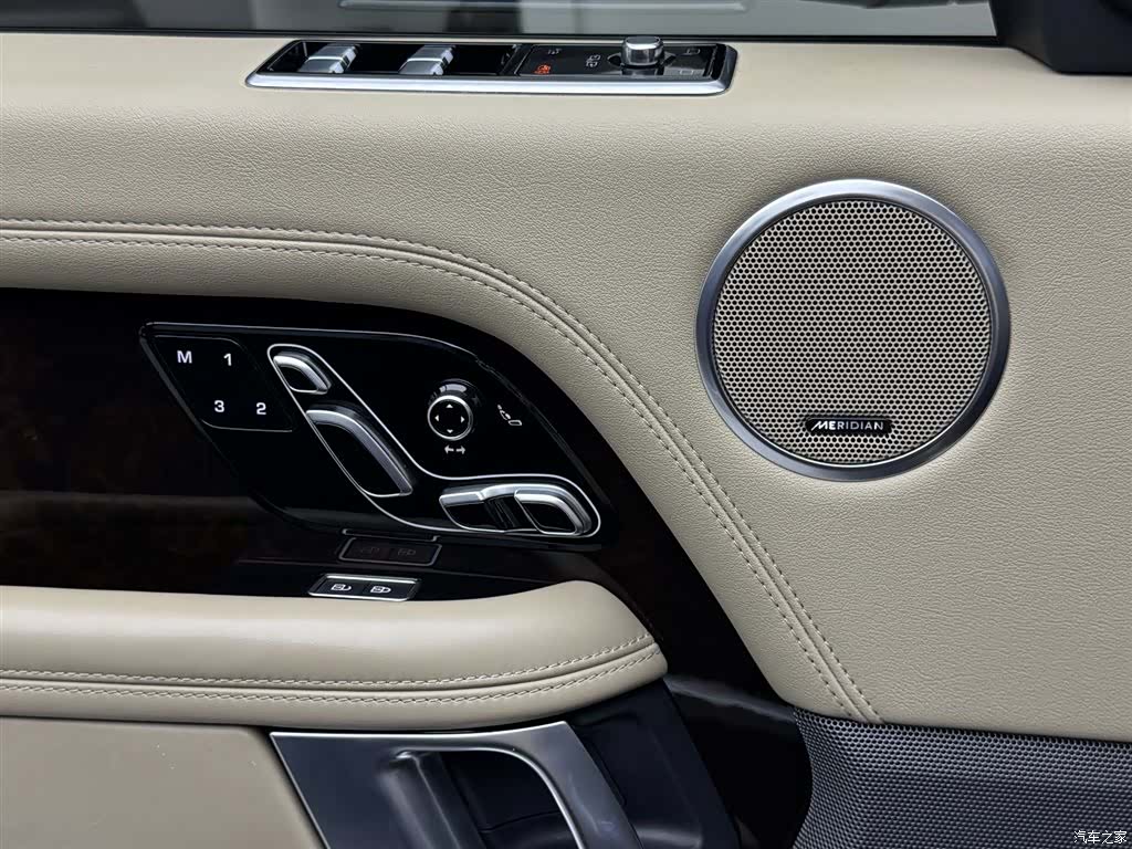 Land Rover Range Rover, 2022 15