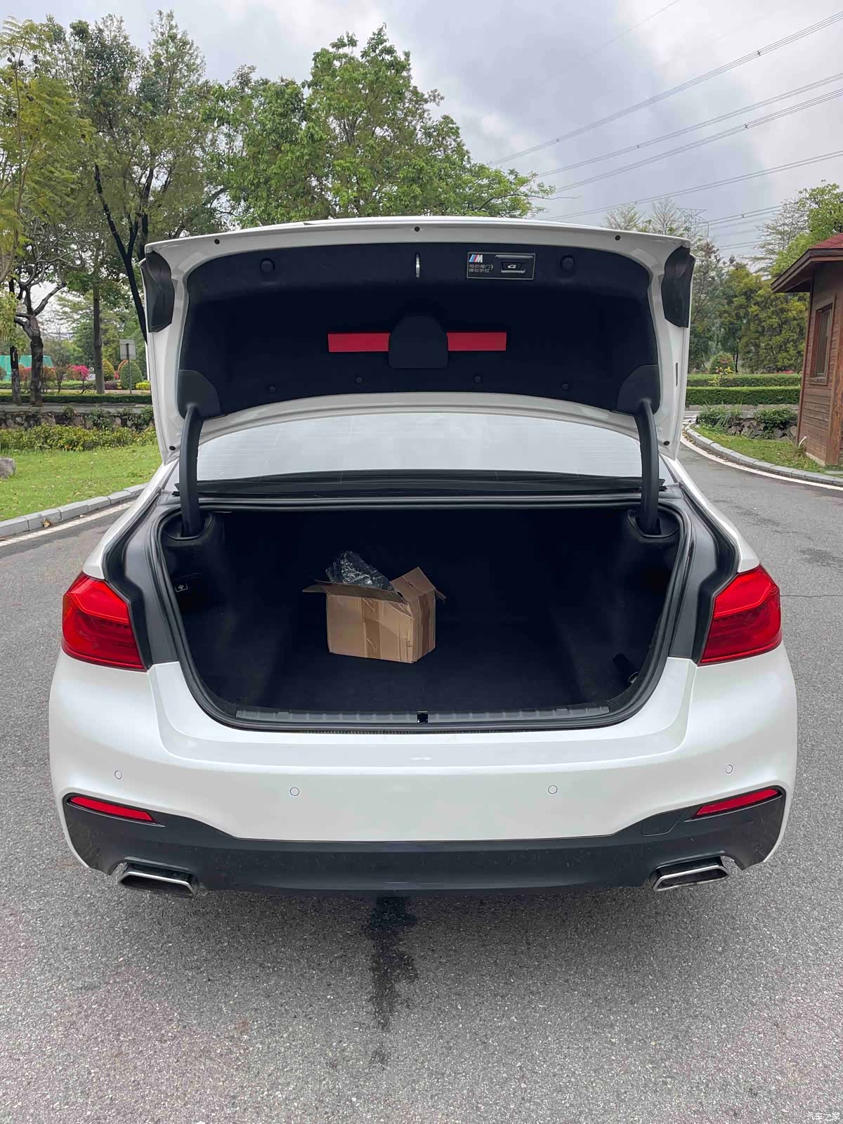 BMW 5 Series, 2017 16