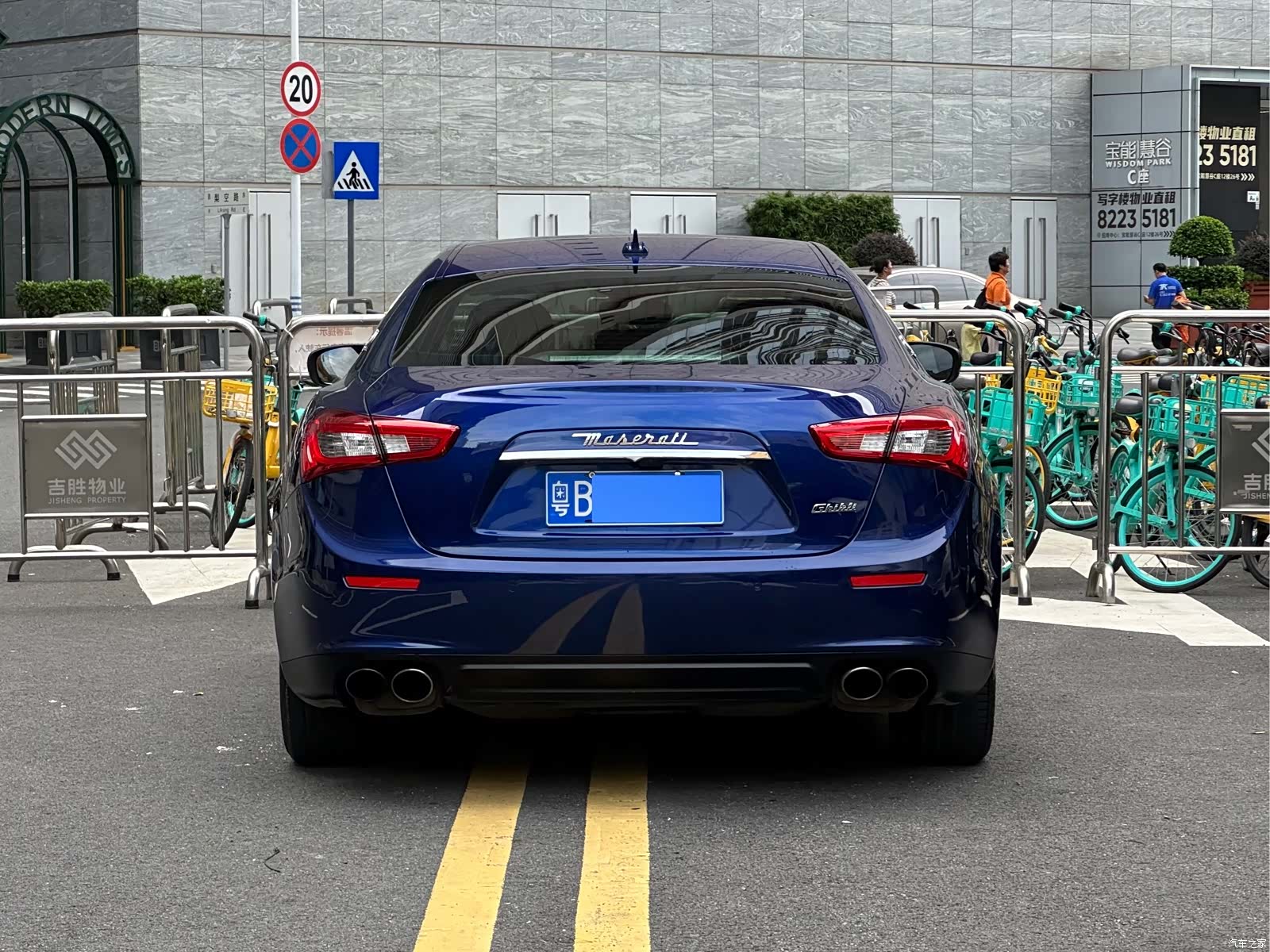 Maserati Ghibli, 2018 17