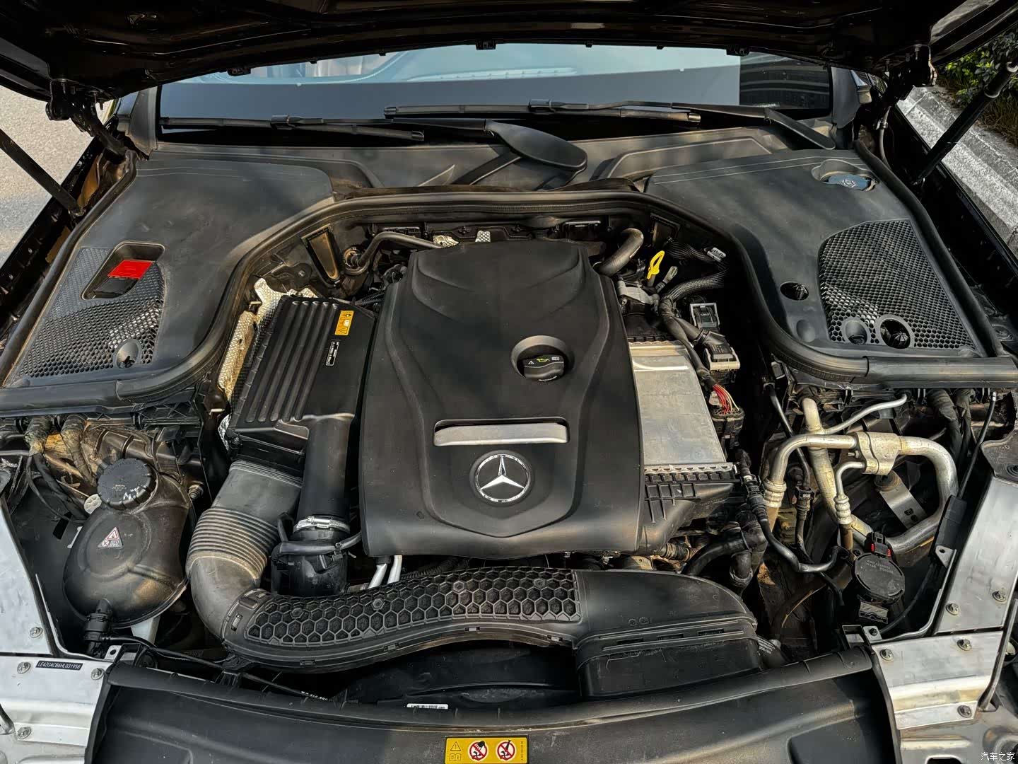 Mercedes-Benz E-Class, 2016 22