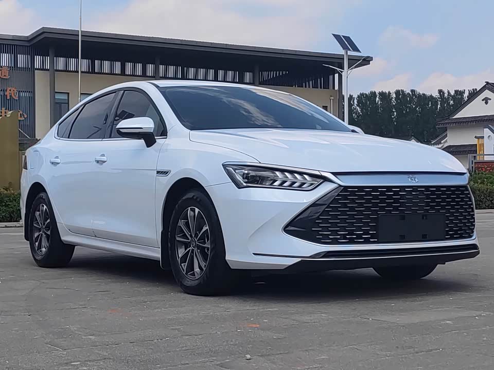 BYD Qin Yuan BYD Qin Yuan